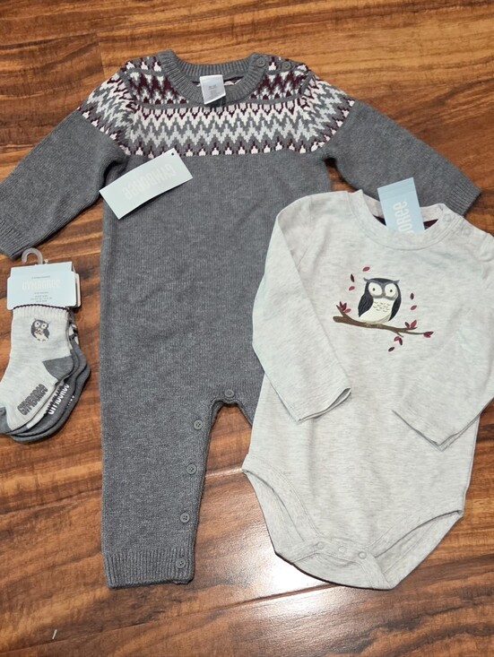 Gymboree Other - Gymboree NWT 6-12 Months Gray Sweater Romper, Owl Bodysuit & 2-pack Socks